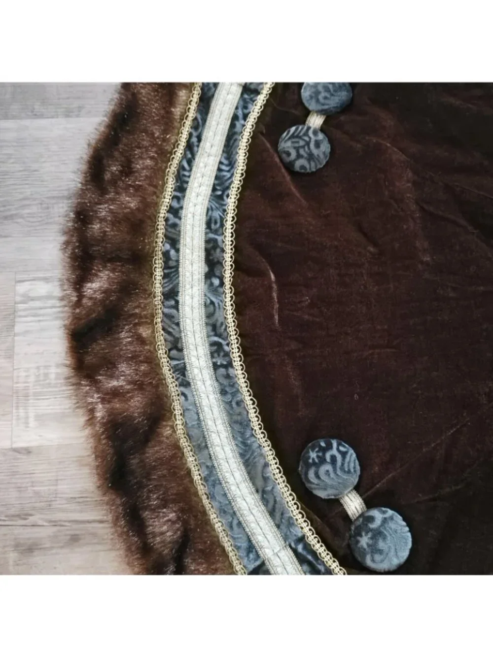 Victorian Brown Teal Velvet Christmas Tree Skirt Faux Fur Brocade Jacquard 46
